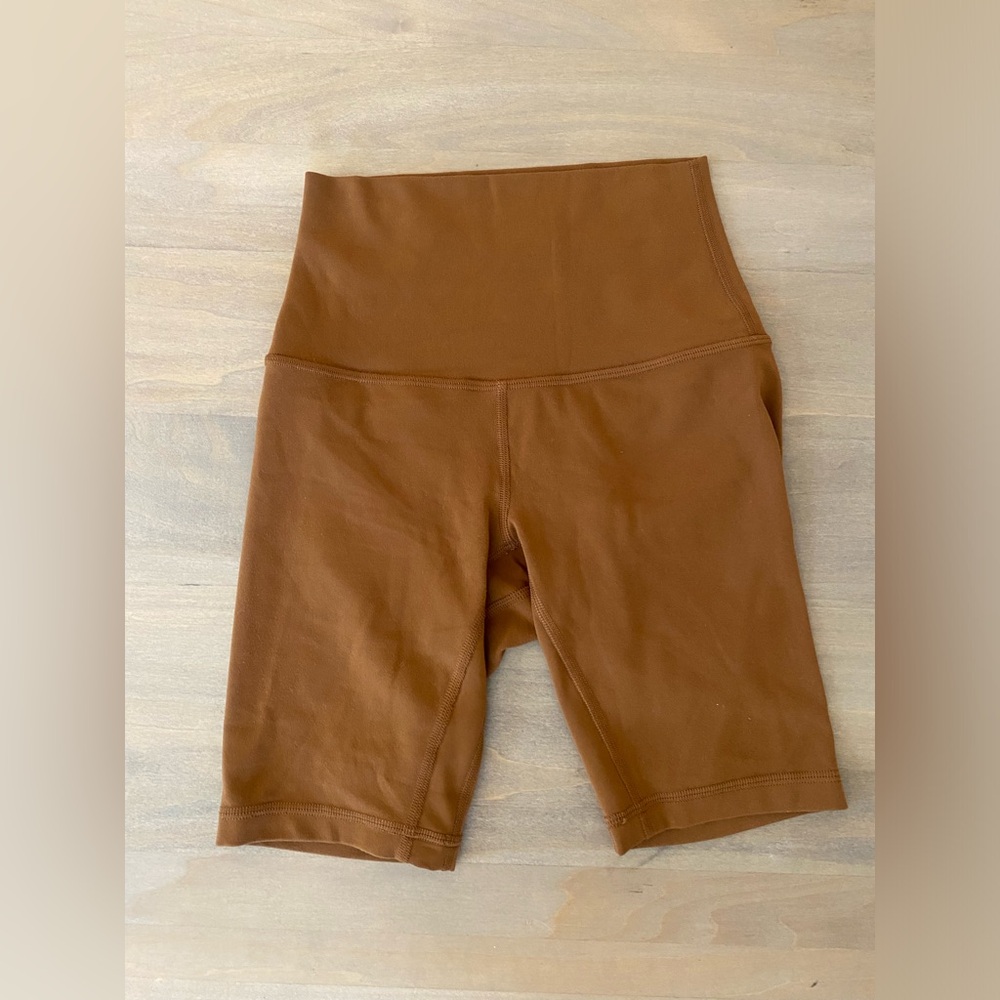 Lululemon High Rise Short 8” - Rust Brown - Picture 5 of 6